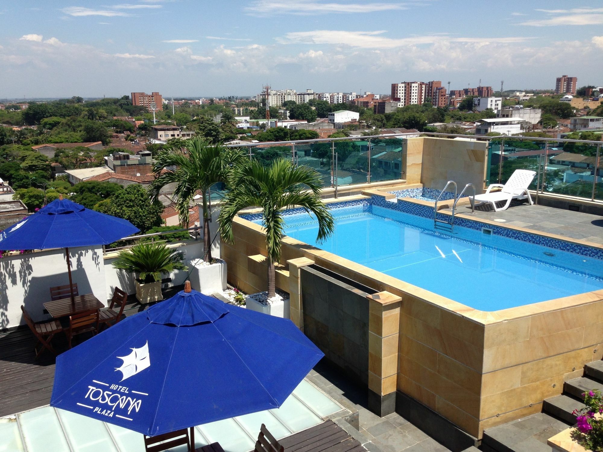 Hotel Toscana Plaza Cali Exterior foto